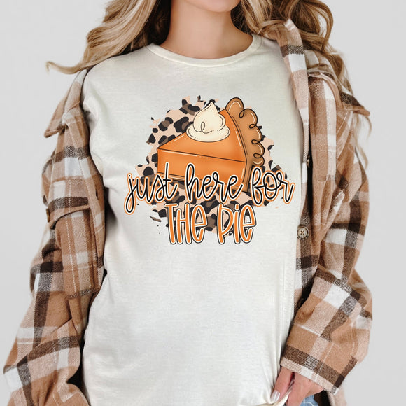 Just here for the Pie - natural - Sunfire Tees